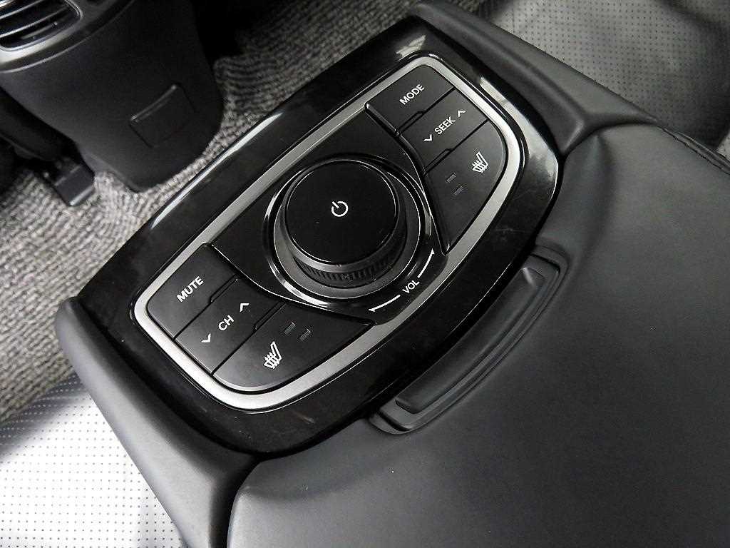 HYUNDAI Grandeur - Vista 8