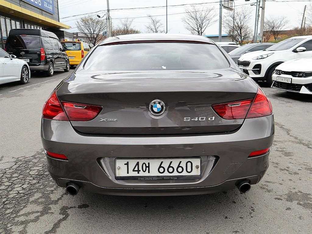 BMW 6 series - Vista 4
