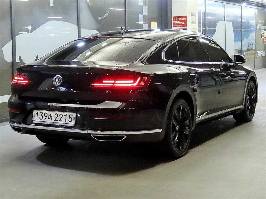 Volkswagen Arteon - Vista 4