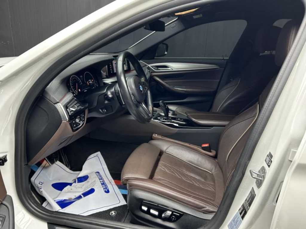 BMW 5 Series - Vista 5