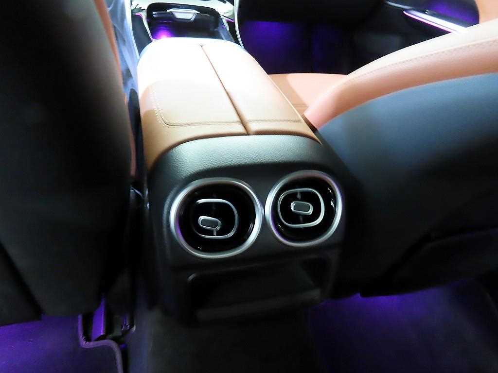 Mercedes Benz C Class 2023 - Importación desde Corea - HF Imports Iquique - Foto 16