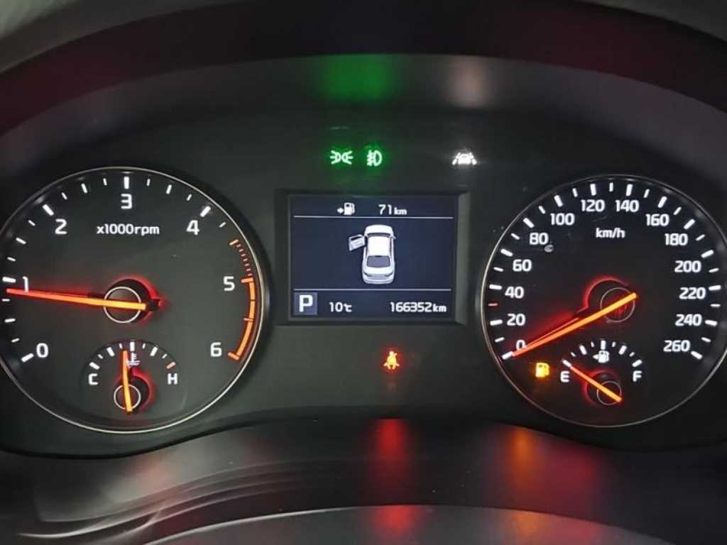 KIA K7 - Vista 6