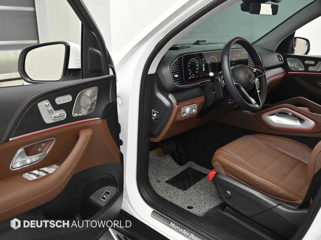 Mercedes Benz GLE Class - Vista 11