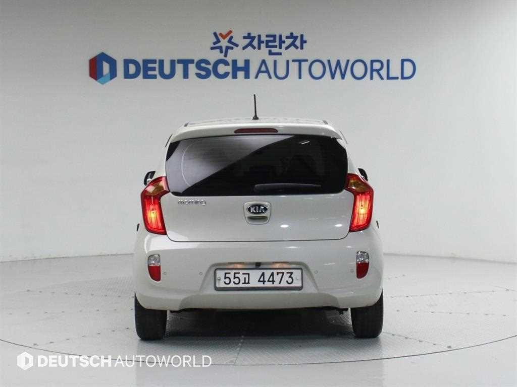 KIA Morning - Vista 4