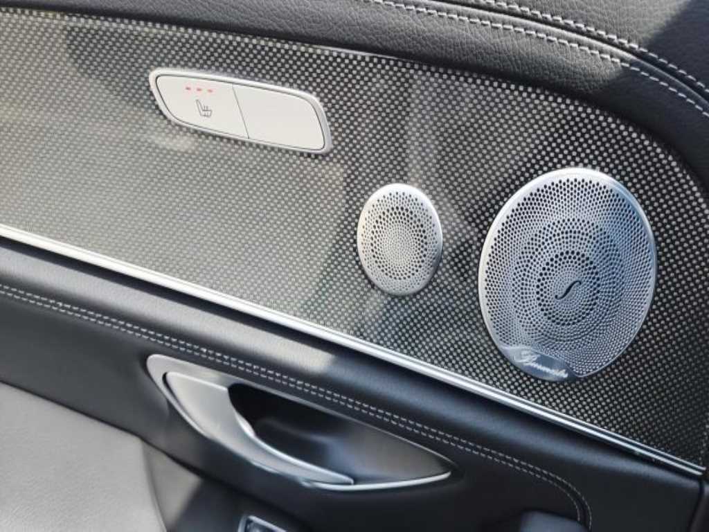 Mercedes Benz E class - Vista 11