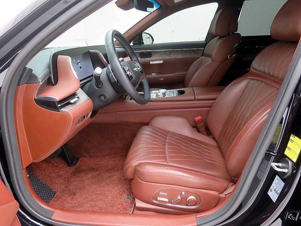 Genesis G90 - Vista 6