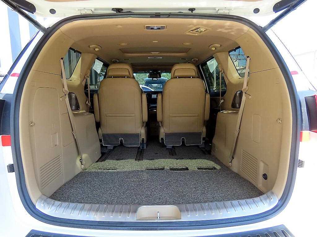 KIA Carnival 2019 Blanco - Importación desde Corea - HF Imports Iquique - Foto 16