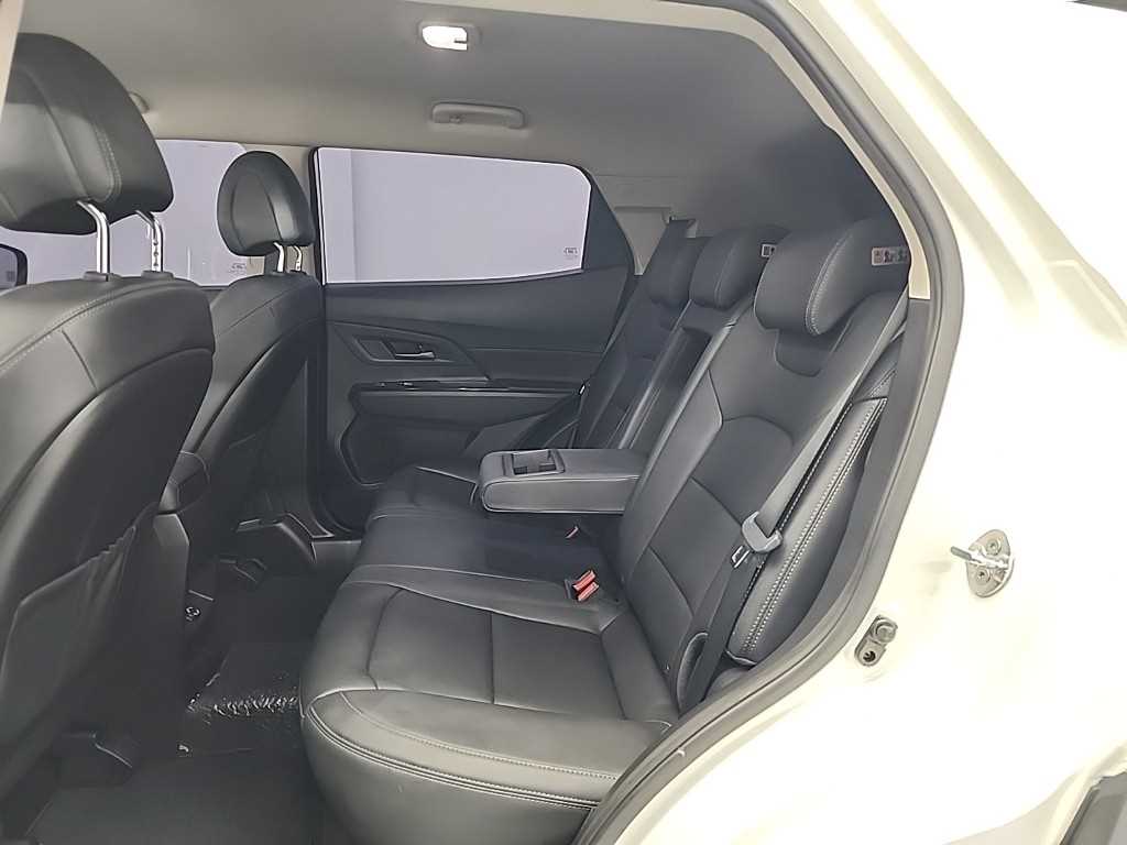 Ssangyong Korando - Vista 12