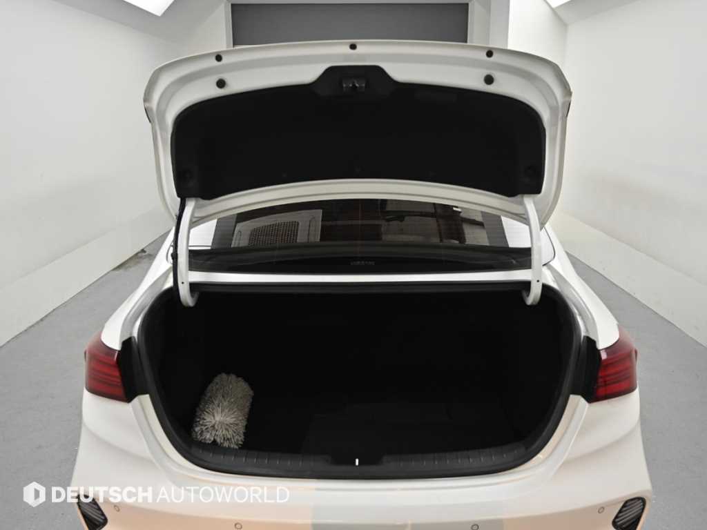 KIA K3 2022 Blanco - Importación desde Corea - HF Imports Iquique - Foto 19