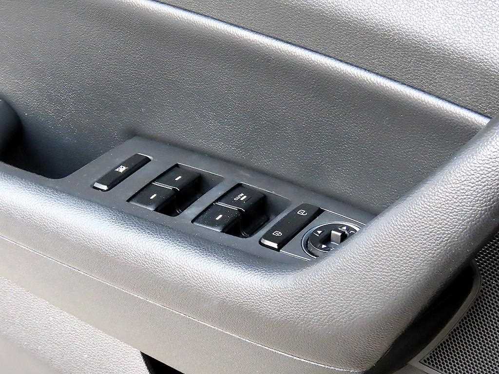 HYUNDAI Sonata - Vista 11