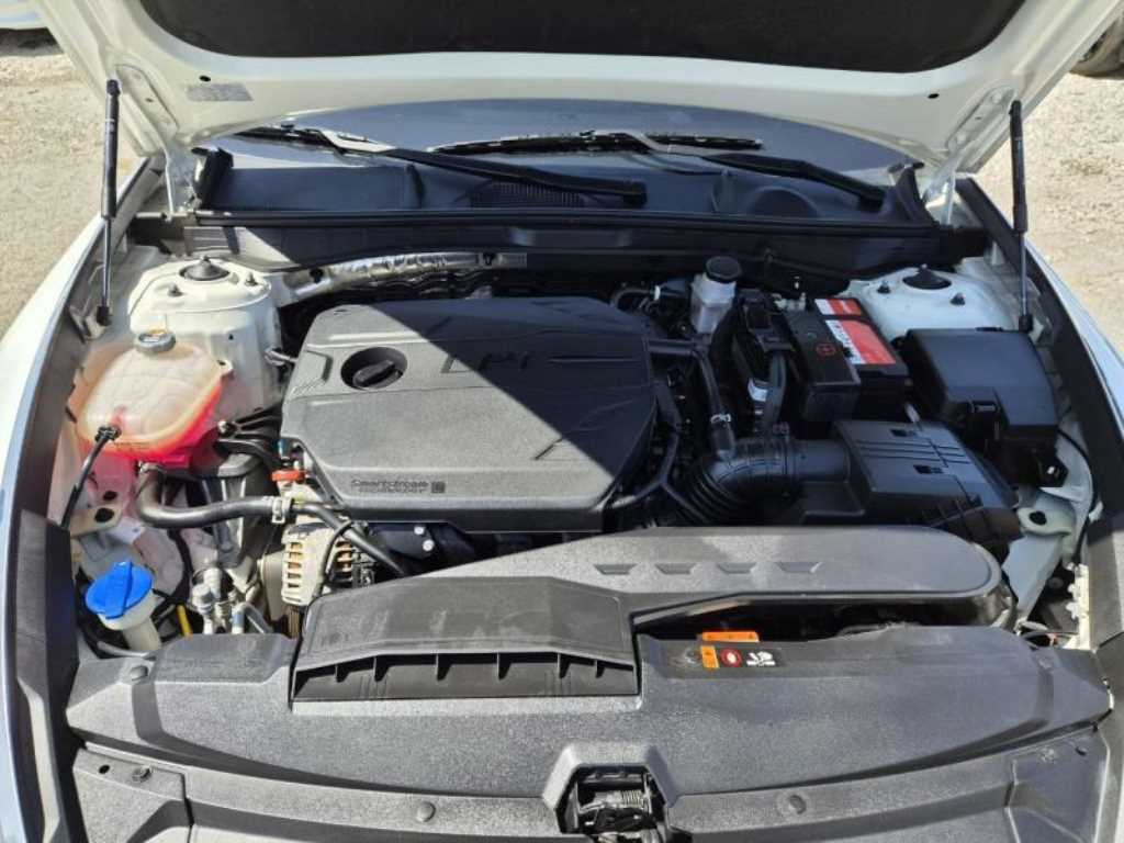 HYUNDAI Sonata - Vista 10