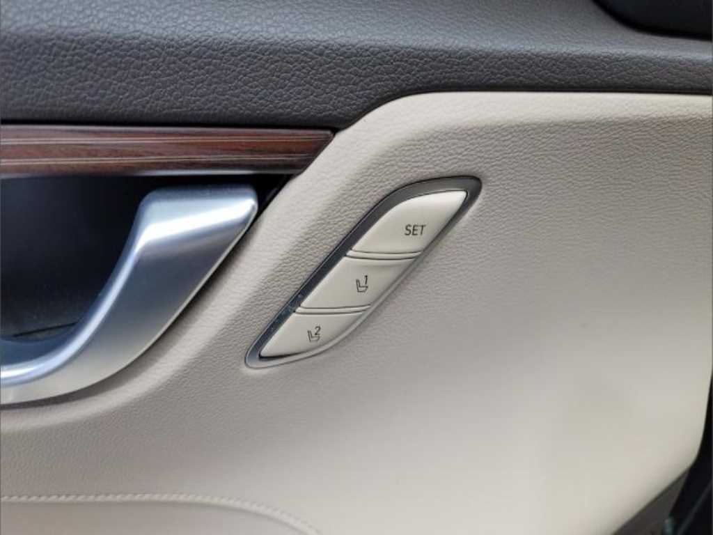 HYUNDAI Grandeur - Vista 7