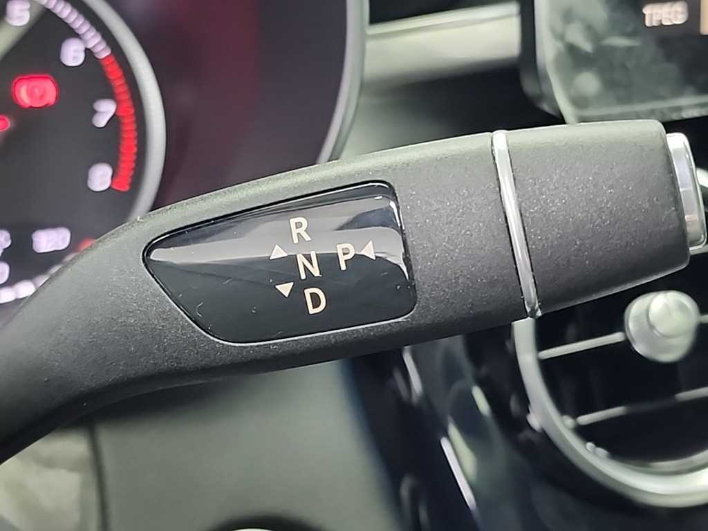 Mercedes Benz C Class - Vista 8