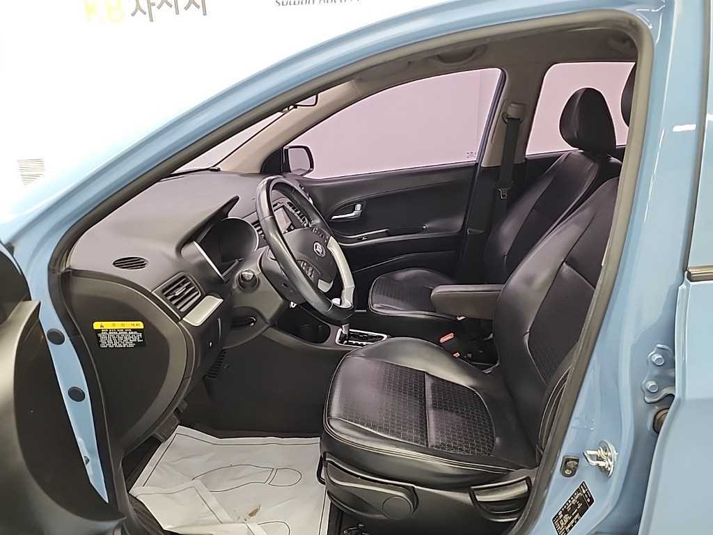 KIA Morning - Vista 11