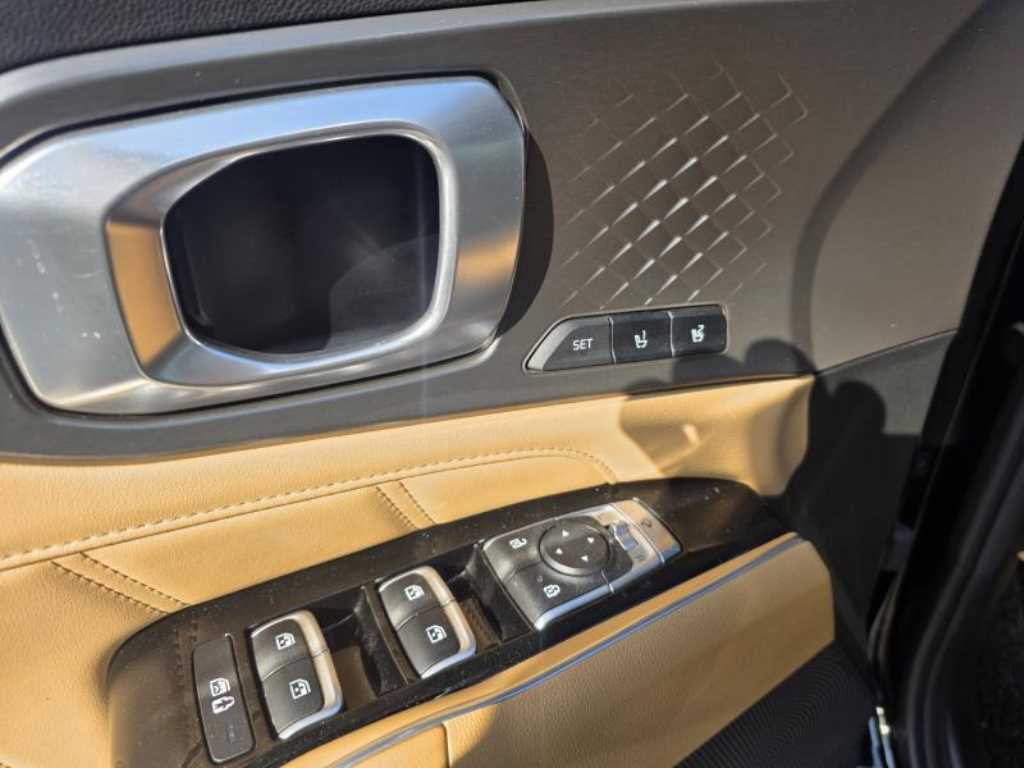 KIA Sorento - Vista 8