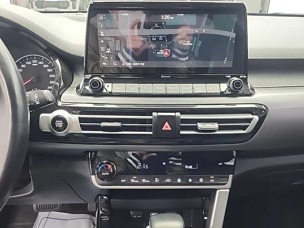 KIA Seltos - Vista 10