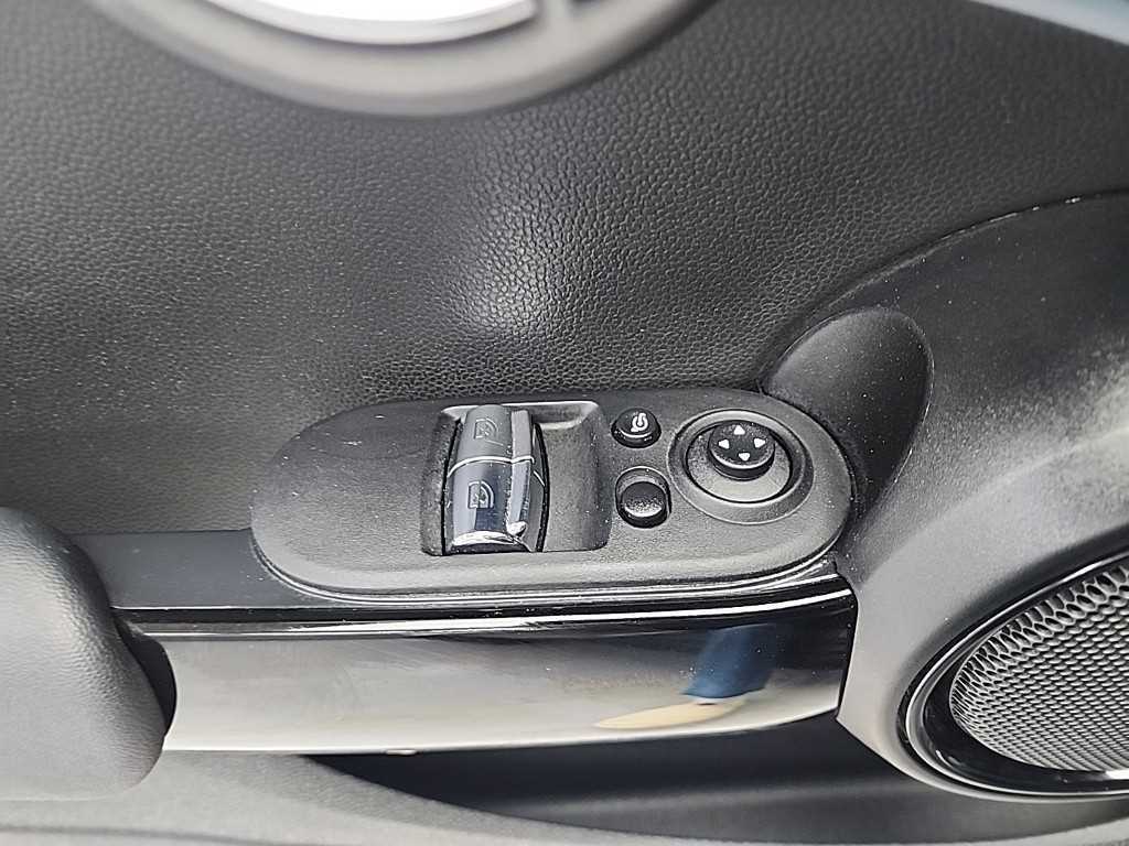 Mini Cooper 2024 the color of pearl - Importación desde Corea - HF Imports Iquique - Foto 14