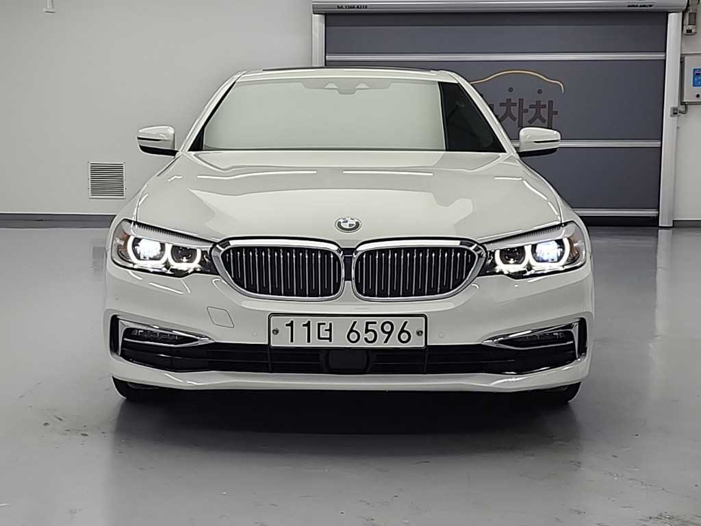 BMW 5 Series - Vista 2