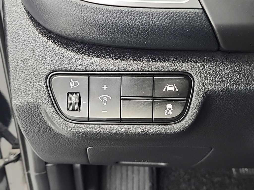 KIA Seltos 2022 Negro - Importación desde Corea - HF Imports Iquique - Foto 18