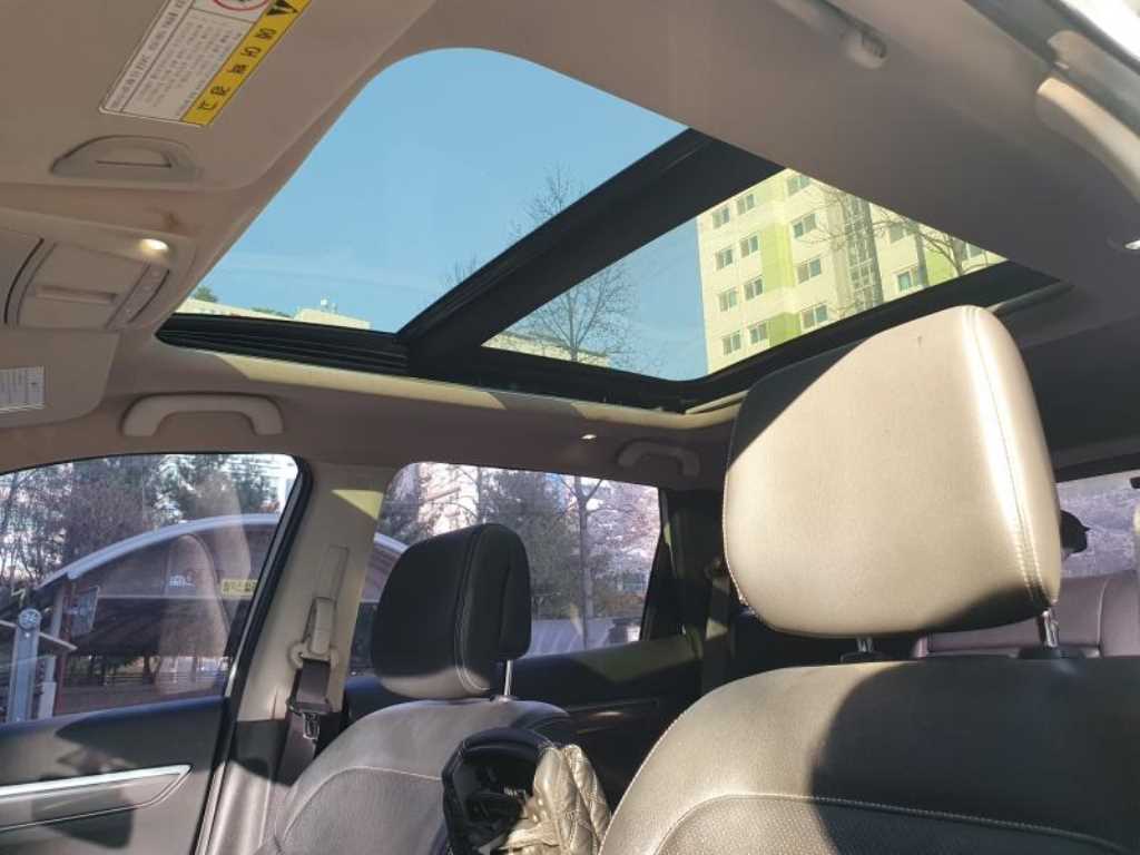 SAMSUNG QM6 - Vista 9