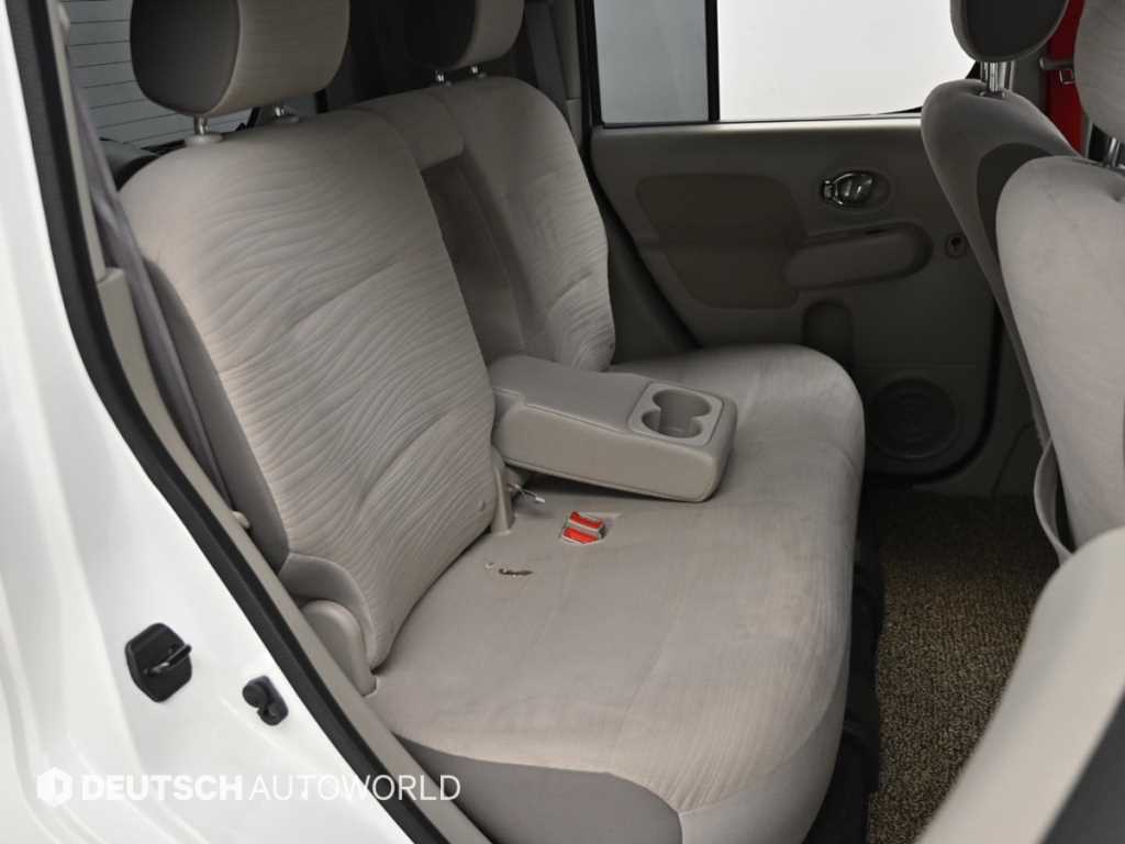 Nissan Cube - Vista 12