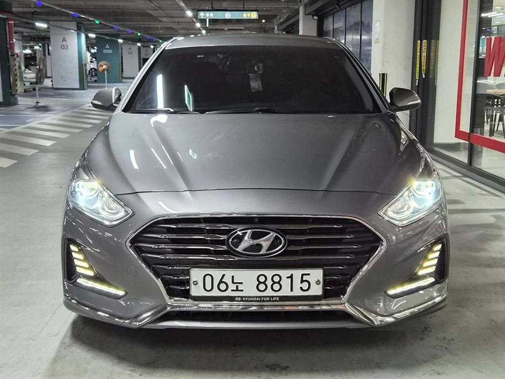 HYUNDAI Sonata - Vista 2