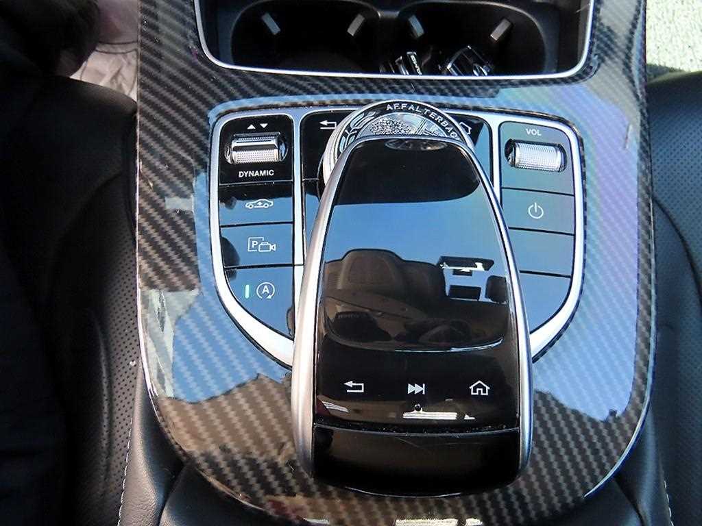 Mercedes Benz CLS Class - Vista 12