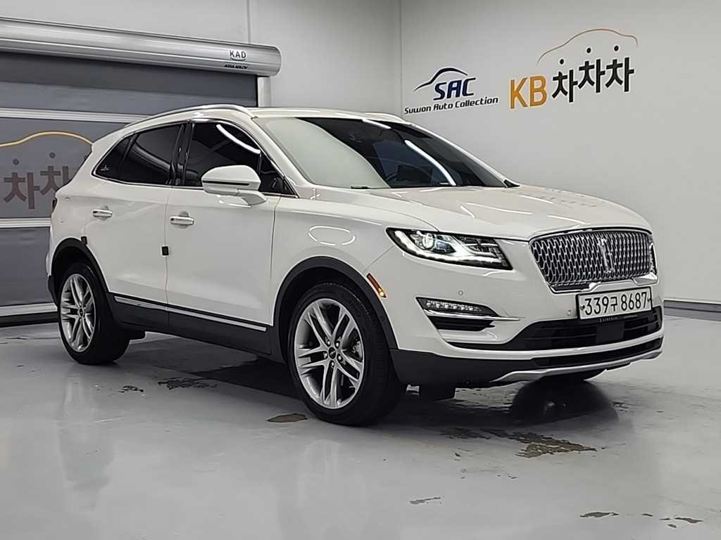 Lincoln MKC - Vista 4
