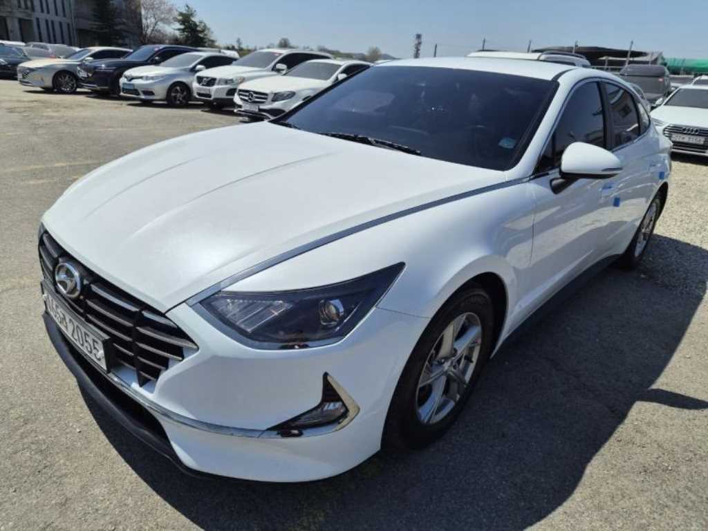 HYUNDAI Sonata - Vista 2