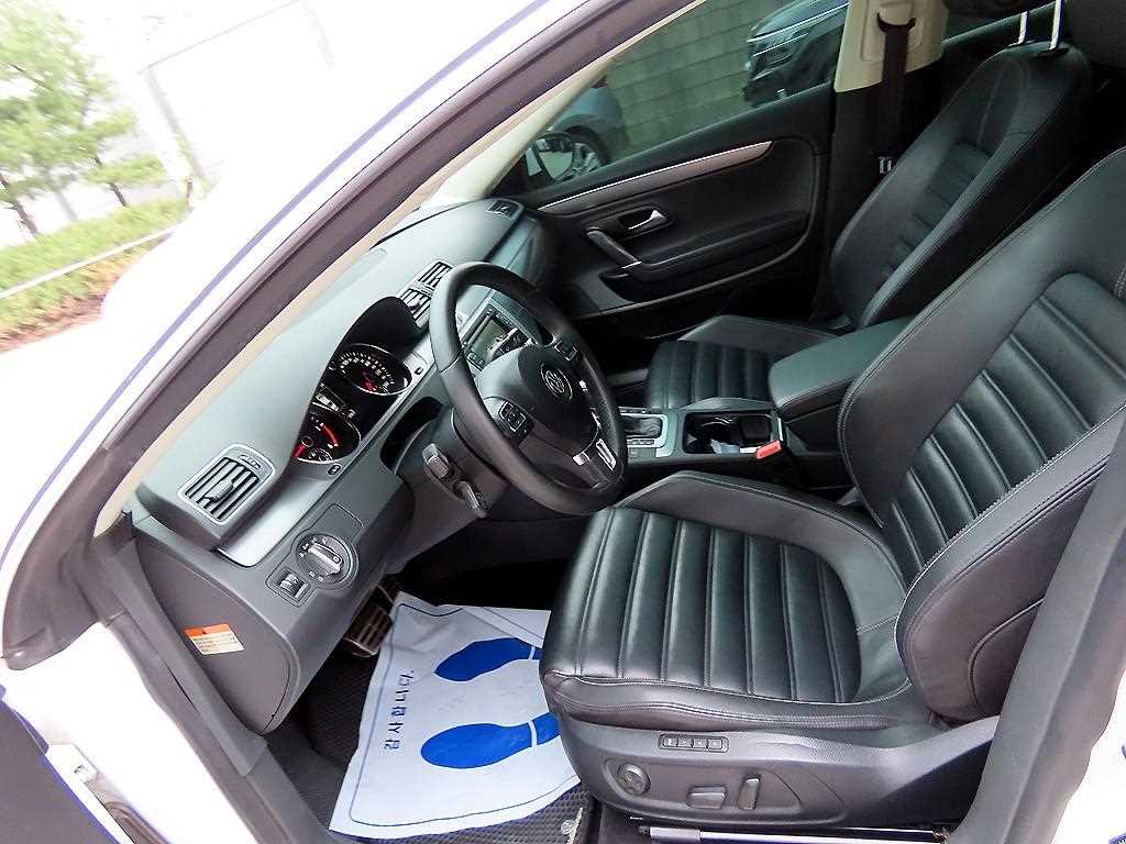 Volkswagen CC - Vista 5