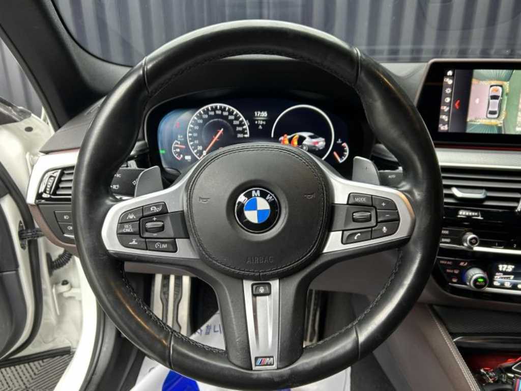 BMW 5 Series - Vista 8