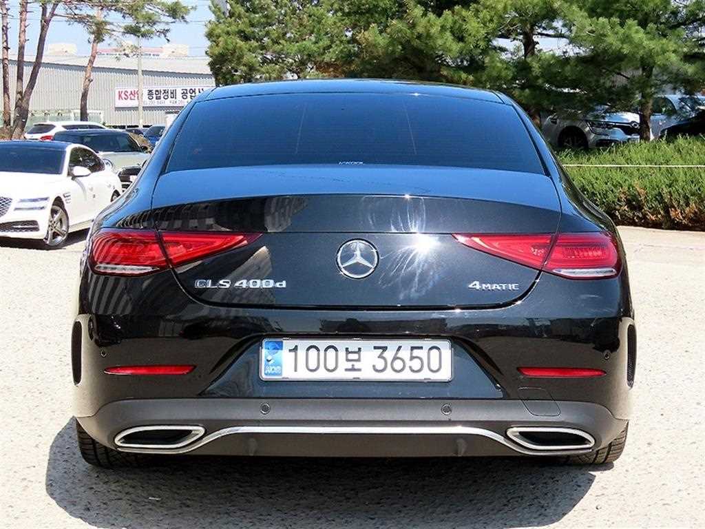 Mercedes Benz CLS Class - Vista 4