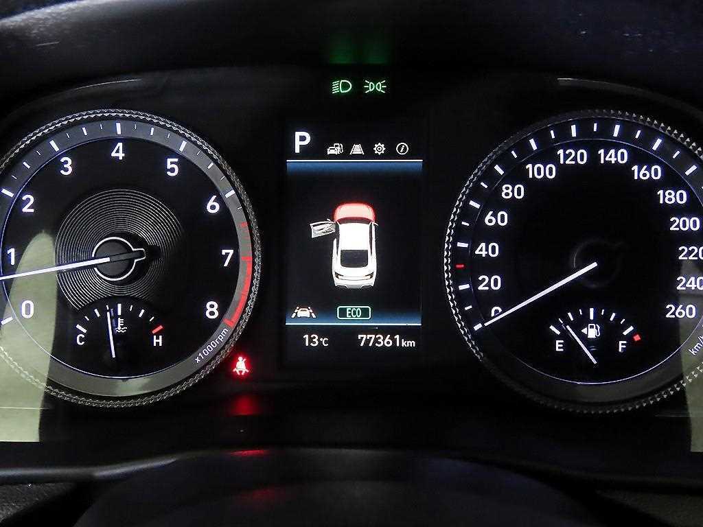 HYUNDAI Sonata - Vista 9