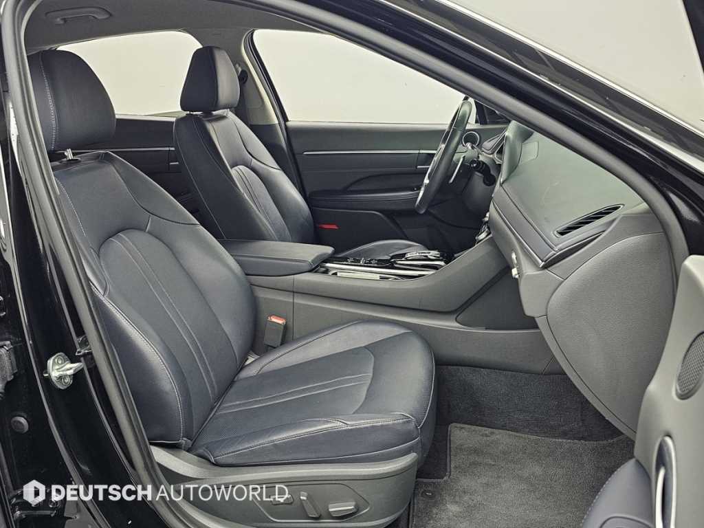 HYUNDAI Sonata - Vista 10