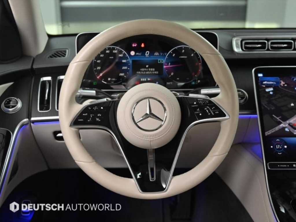 Mercedes Benz S Class - Vista 12