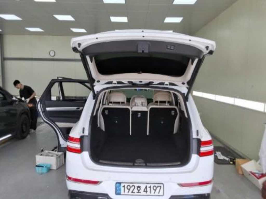 Genesis GV80 - Vista 10