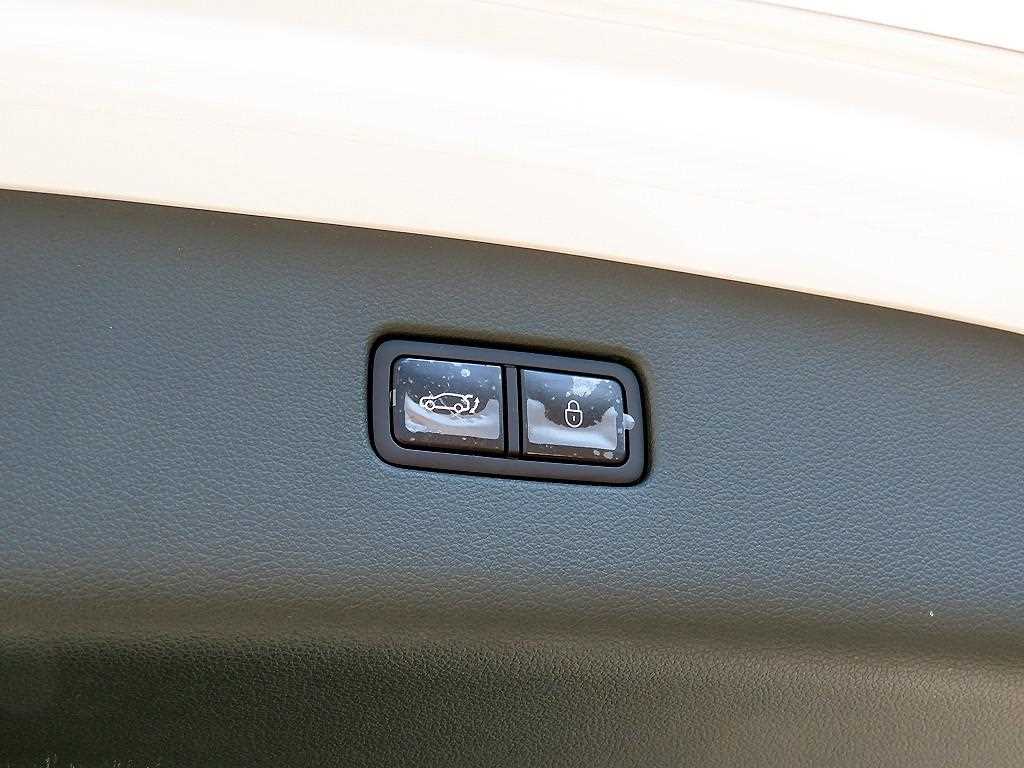 Genesis GV80 2025 Blanco - Importación desde Corea - HF Imports Iquique - Foto 17