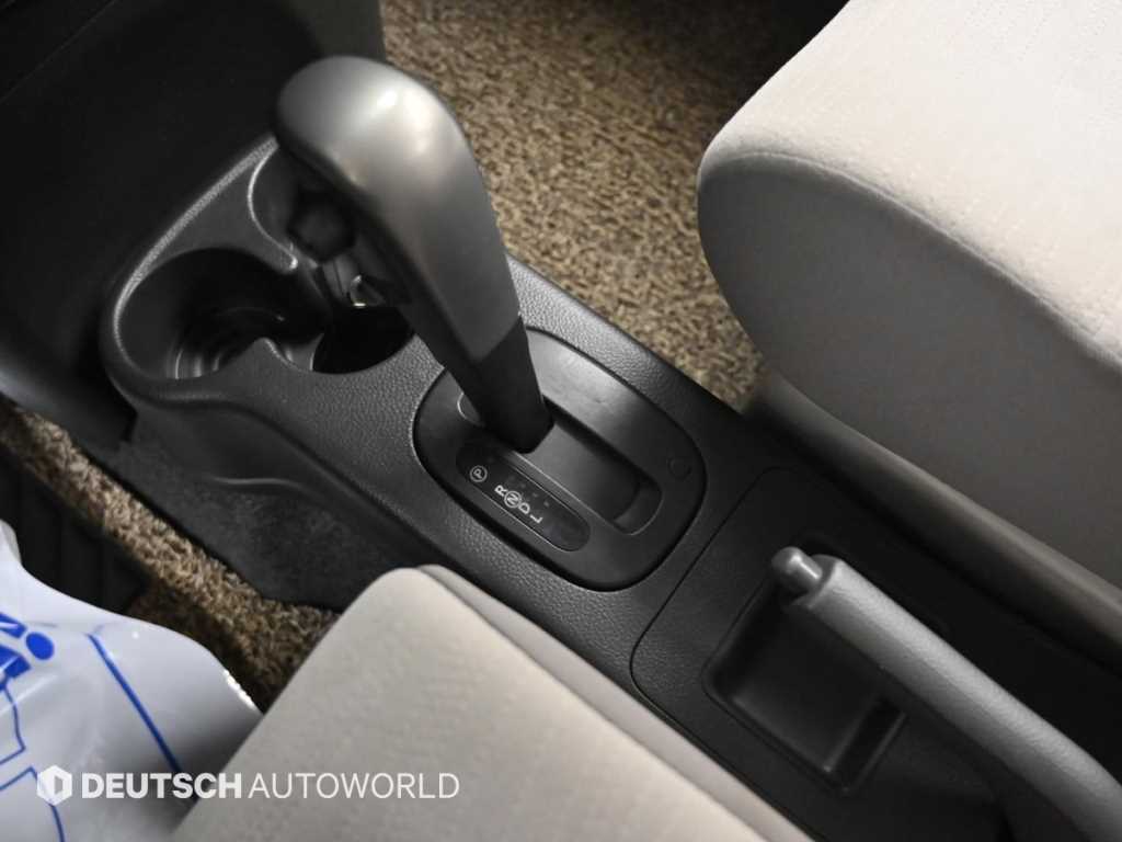 Nissan Cube - Vista 9