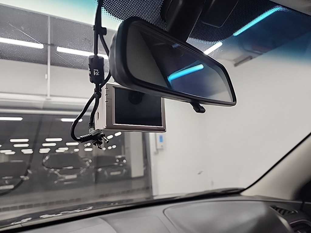 Ssangyong Tivoli 2016 Azul - Importación desde Corea - HF Imports Iquique - Foto 16