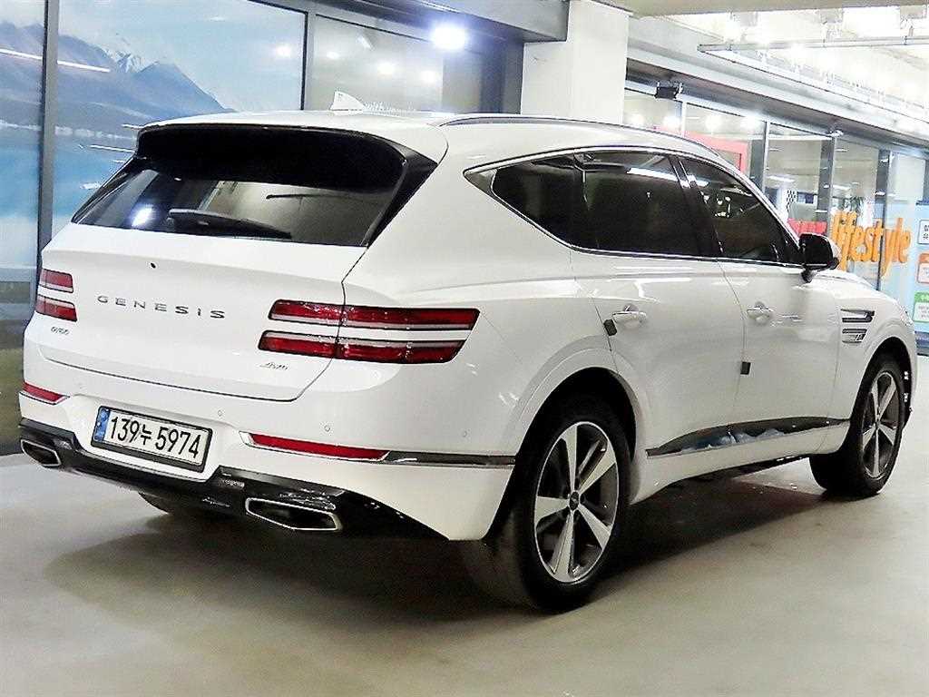 Genesis GV80 - Vista 4