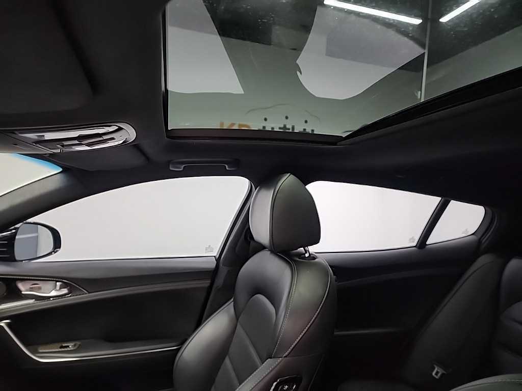 KIA Stinger 2019 Morado - Importación desde Corea - HF Imports Iquique - Foto 17