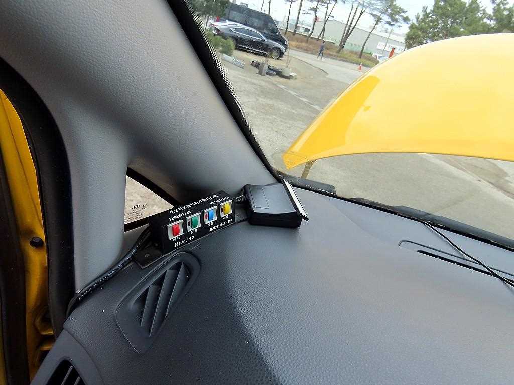 HYUNDAI Starex 2017 Amarillo - Importación desde Corea - HF Imports Iquique - Foto 16