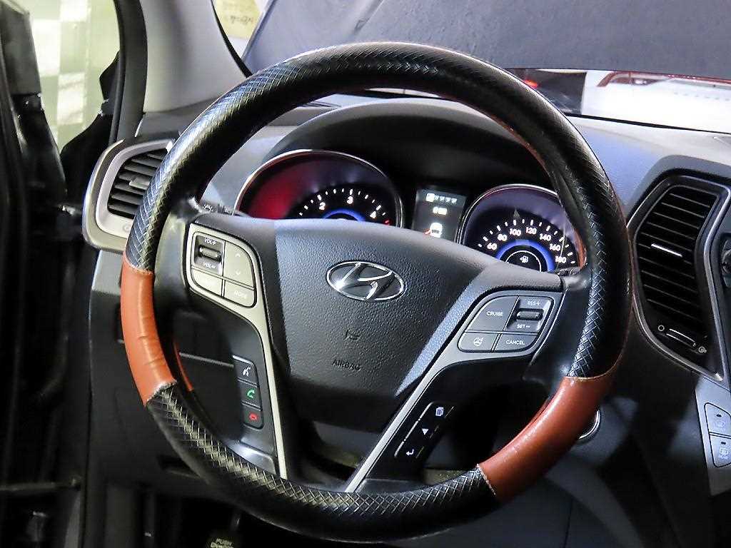 HYUNDAI Santa Fe - Vista 8