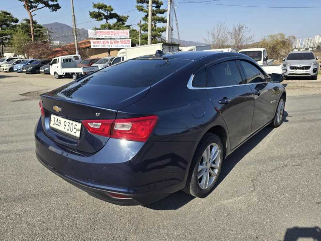 Chevrolet Malibu - Vista 4