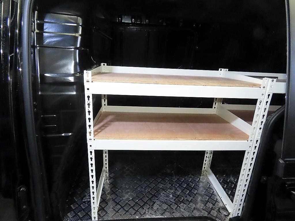 HYUNDAI Staria - Vista 7