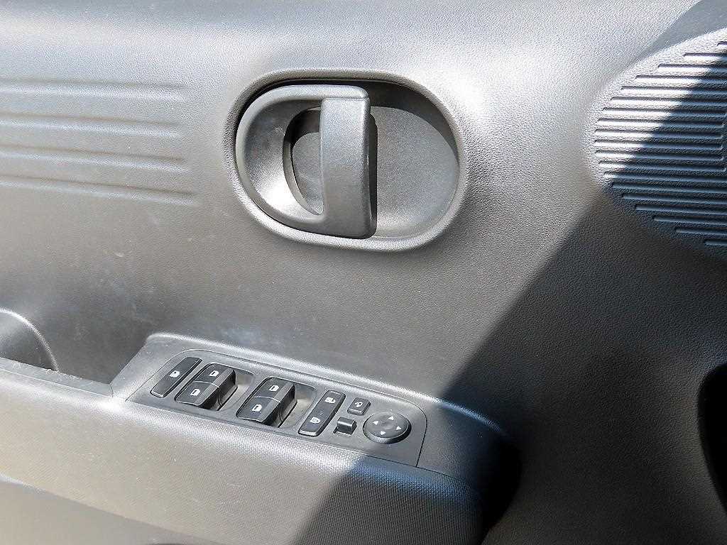 HYUNDAI Casper - Vista 11