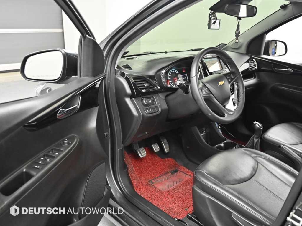 Chevrolet Spark - Vista 11