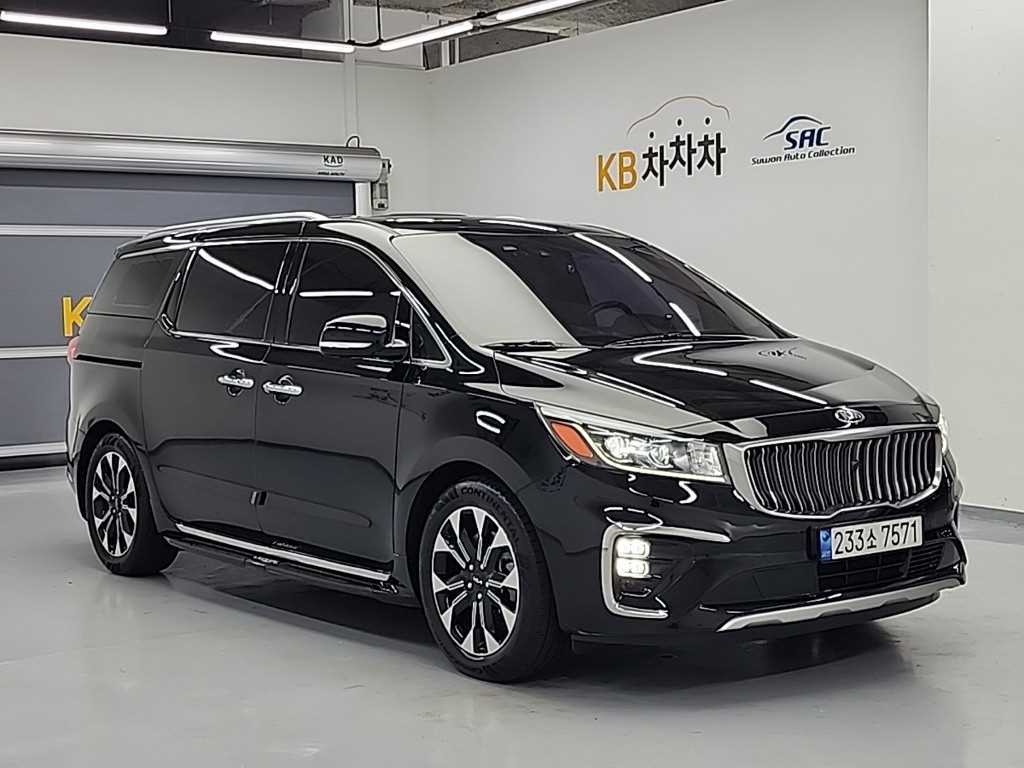 KIA Carnival - Vista 4