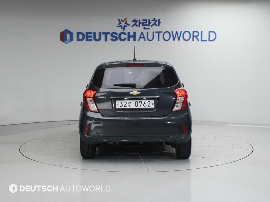 Chevrolet Spark - Vista 4