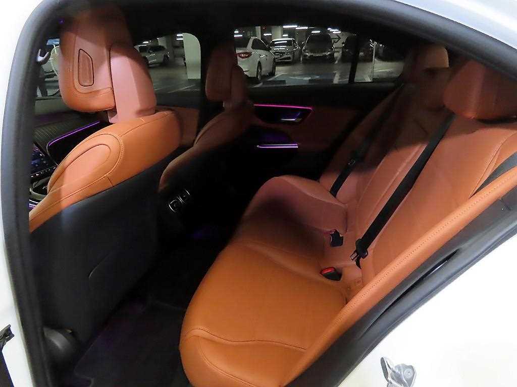 Mercedes Benz C Class - Vista 7